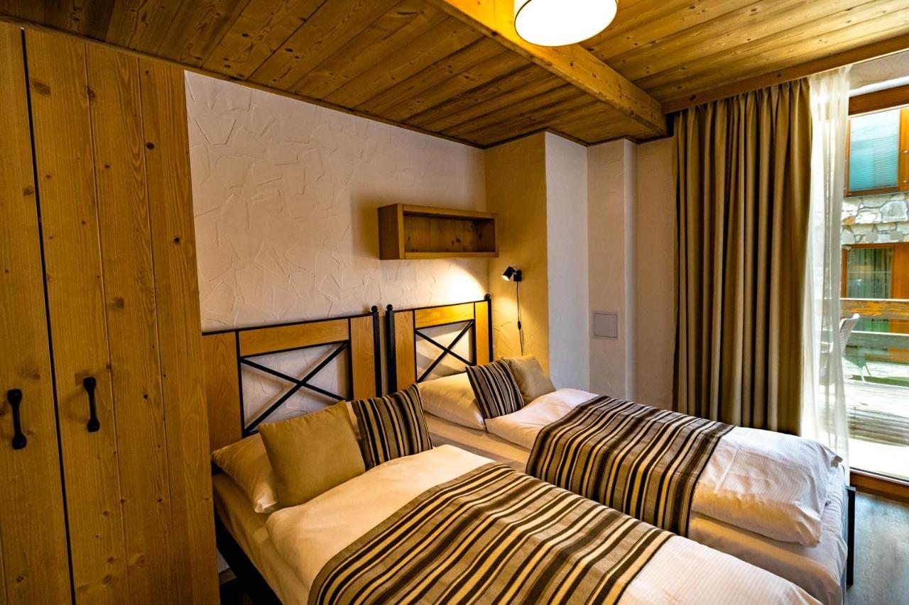 Cardinal Jasna Mountain Wellness Apartment デマノブスカ・ドリーナ エクステリア 写真