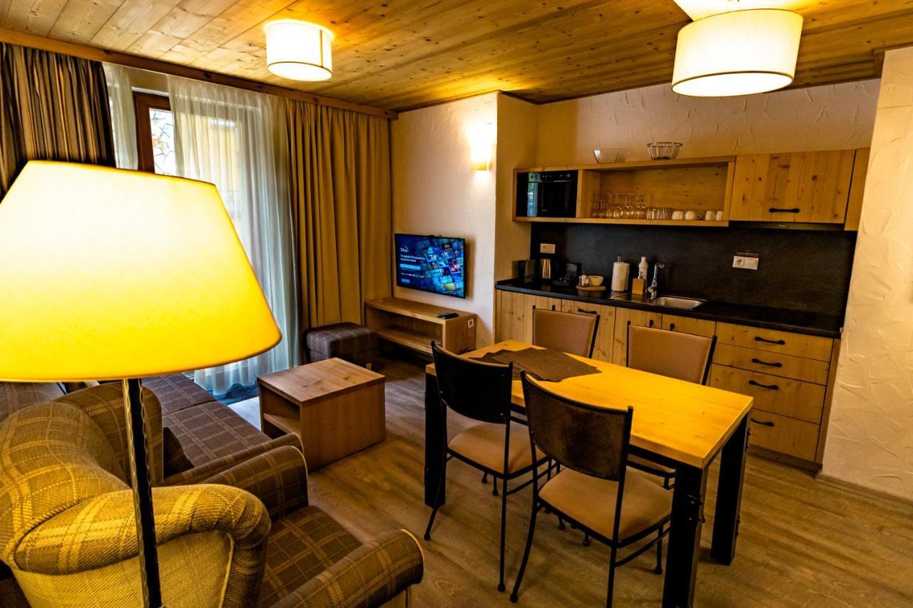 Cardinal Jasna Mountain Wellness Apartment デマノブスカ・ドリーナ エクステリア 写真