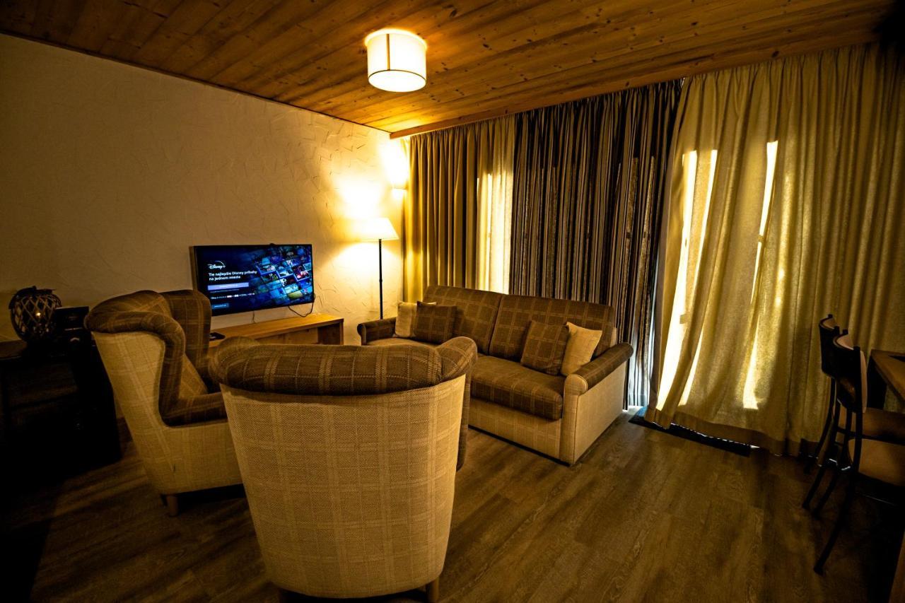 Cardinal Jasna Mountain Wellness Apartment デマノブスカ・ドリーナ エクステリア 写真