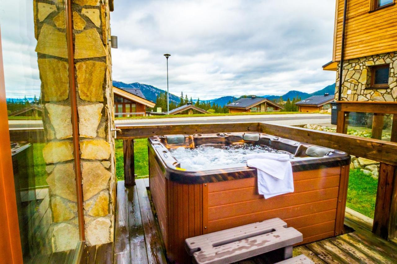 Cardinal Jasna Mountain Wellness Apartment デマノブスカ・ドリーナ エクステリア 写真
