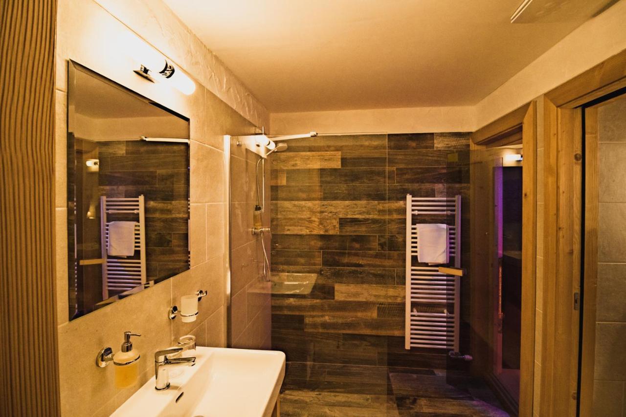 Cardinal Jasna Mountain Wellness Apartment デマノブスカ・ドリーナ エクステリア 写真