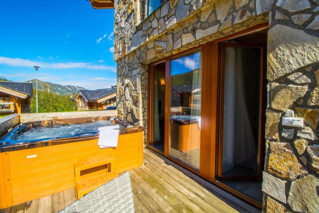 Cardinal Jasna Mountain Wellness Apartment デマノブスカ・ドリーナ エクステリア 写真
