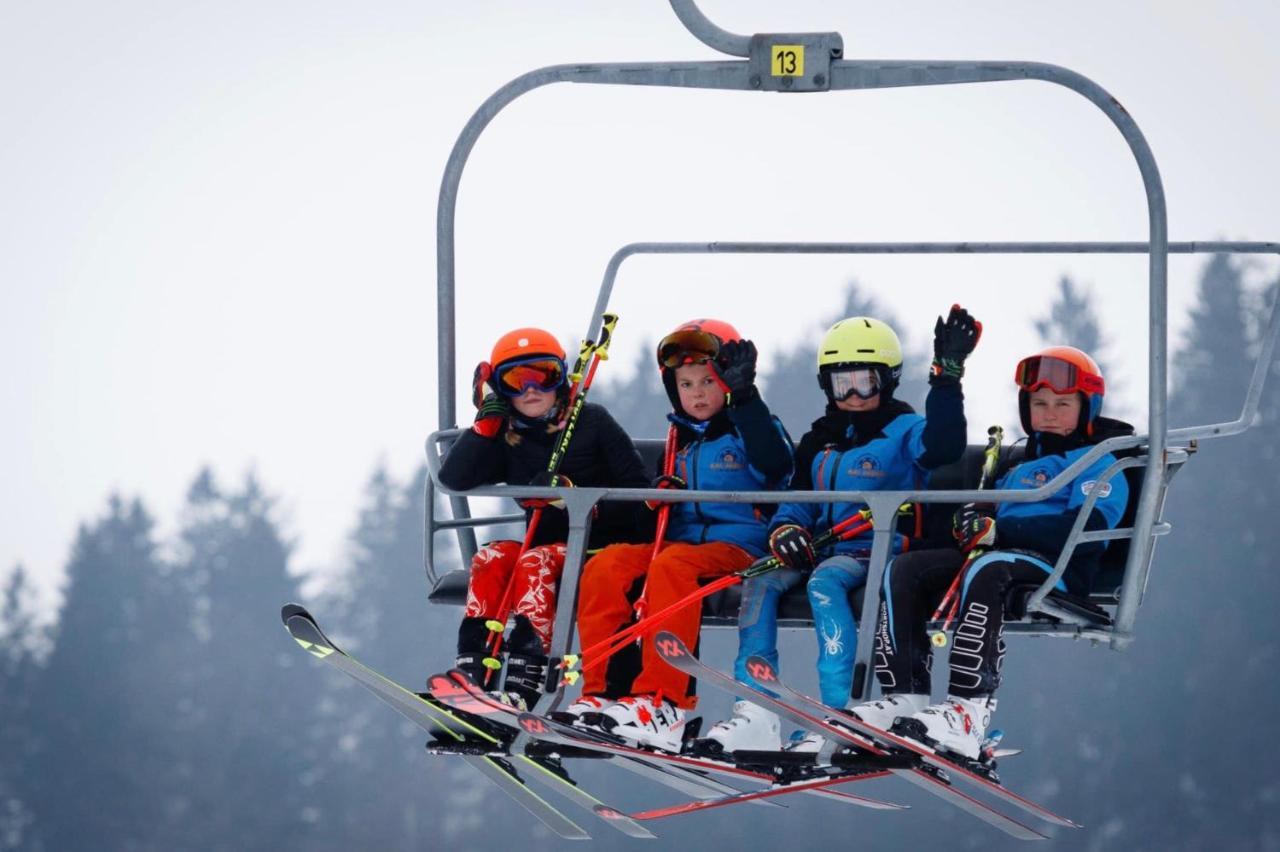 Cardinal Jasna Mountain Wellness Apartment デマノブスカ・ドリーナ エクステリア 写真